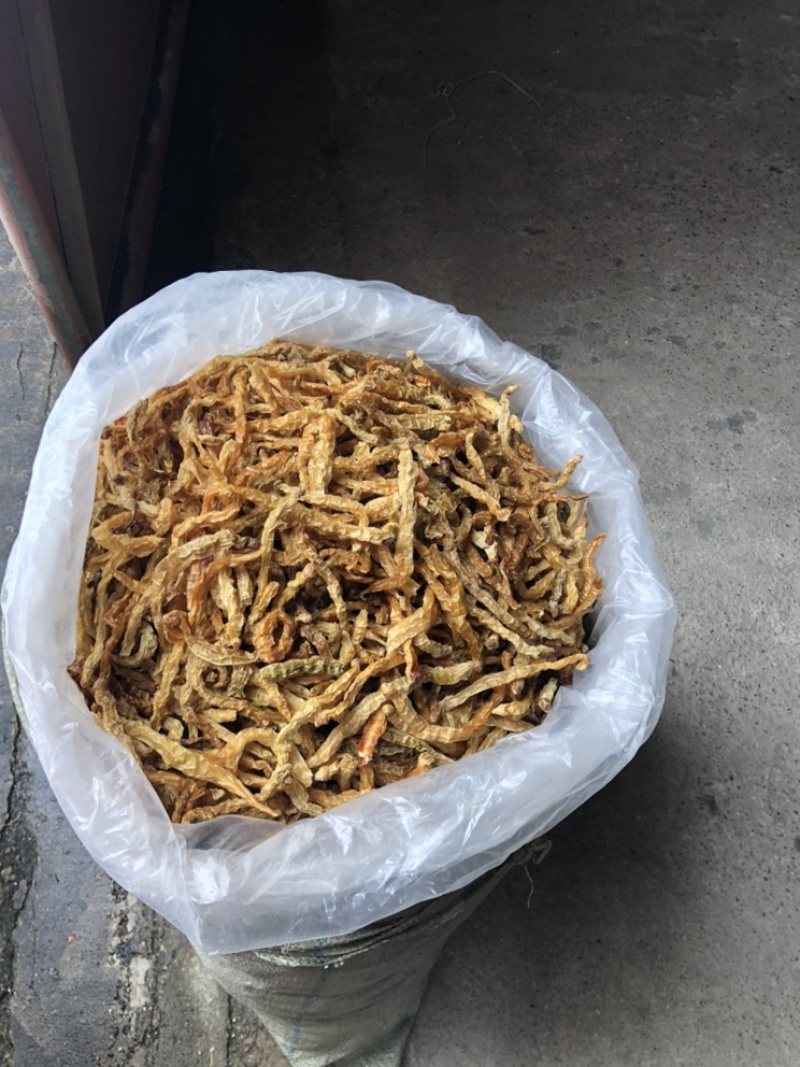 天然晒干而成，水煮无盐无琉白辣椒。