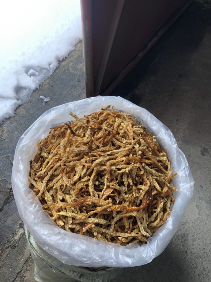 天然晒干而成，水煮无盐无琉白辣椒。
