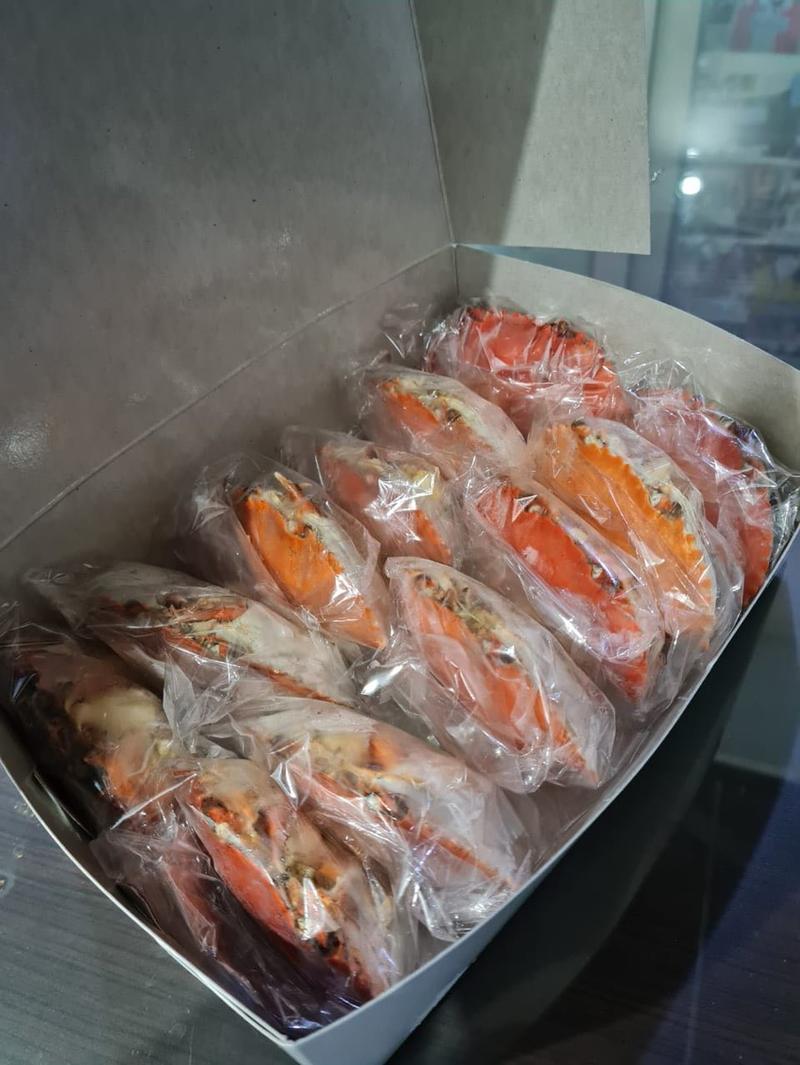 印度尼西亚优质蟹宝，真实蟹肉加工，蟹肉为海蟹，人工拆肉