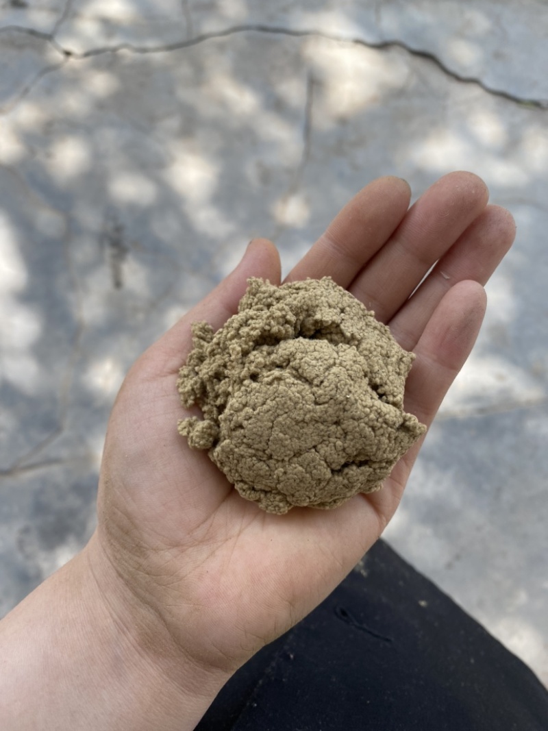 三年陈鱼子绒，艾绒黄金艾绒鱼子绒。现货10吨