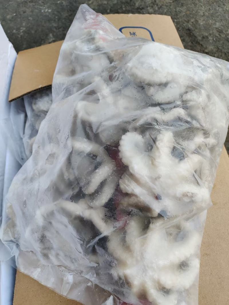 短腿八爪鱼，各种规格都有，做的小包装，市场可以用