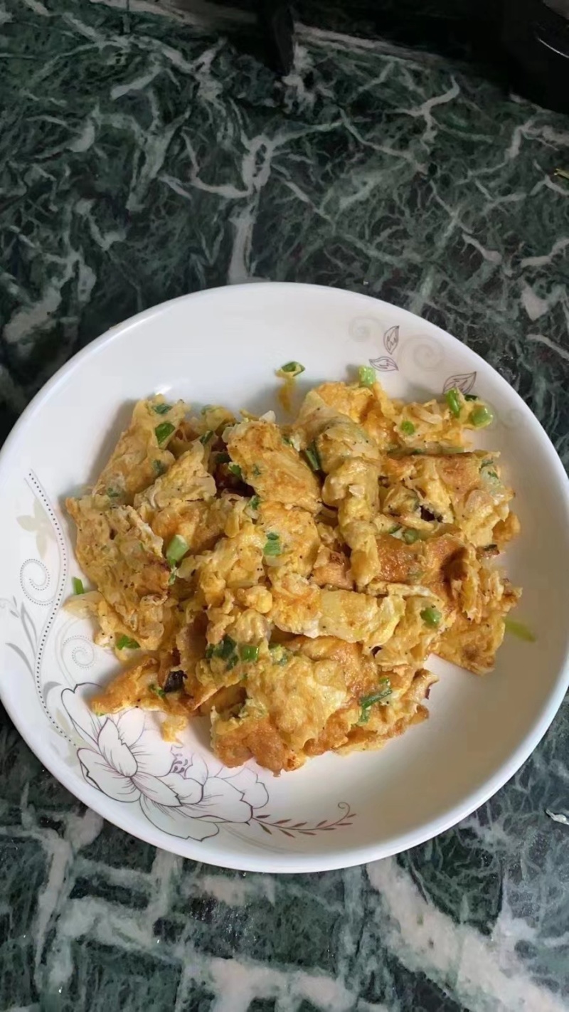 白虾皮，不管炒菜，煮汤，蒸蛋都来一点！