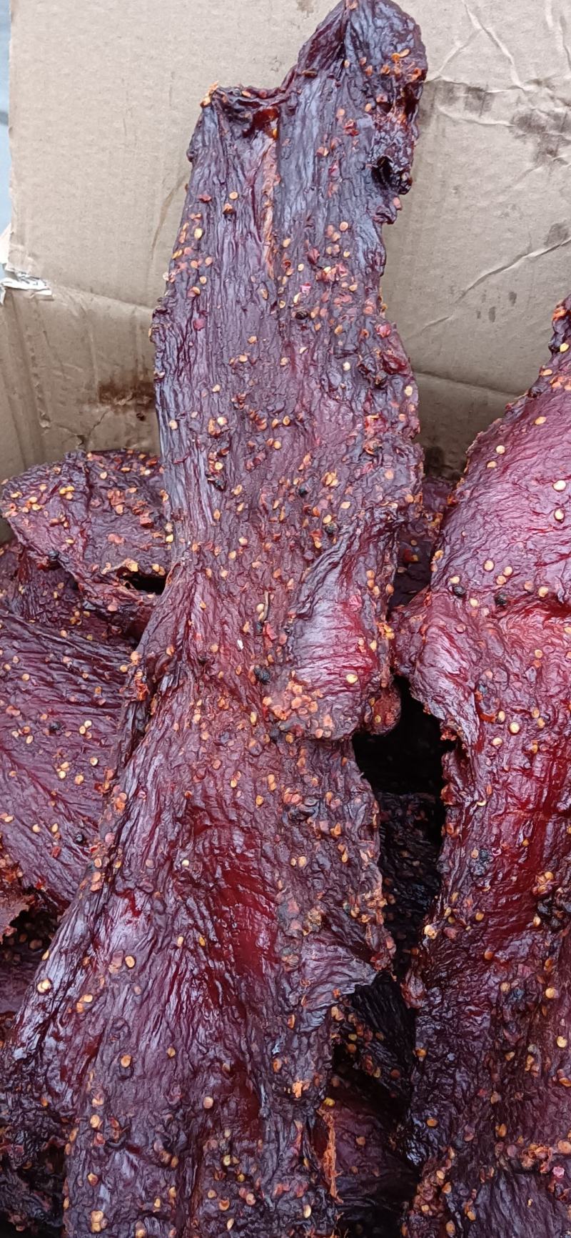 五香麻辣大块肉，里脊大块肉，颜色好，味道好，干度也好