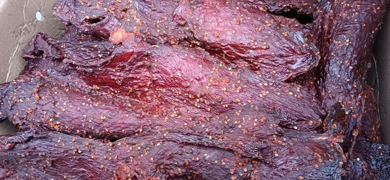 五香麻辣大块肉，里脊大块肉，颜色好，味道好，干度也好