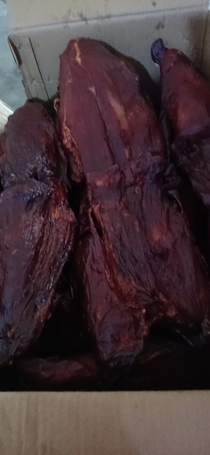 五香麻辣大块肉，里脊大块肉，颜色好，味道好，干度也好