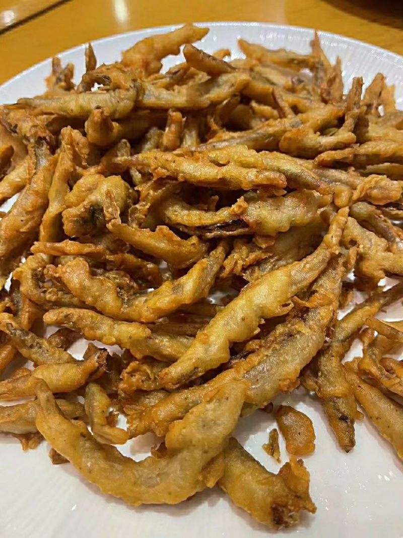 油炸泥鳅跑江湖长线热卖小吃一包5斤过油即可食用