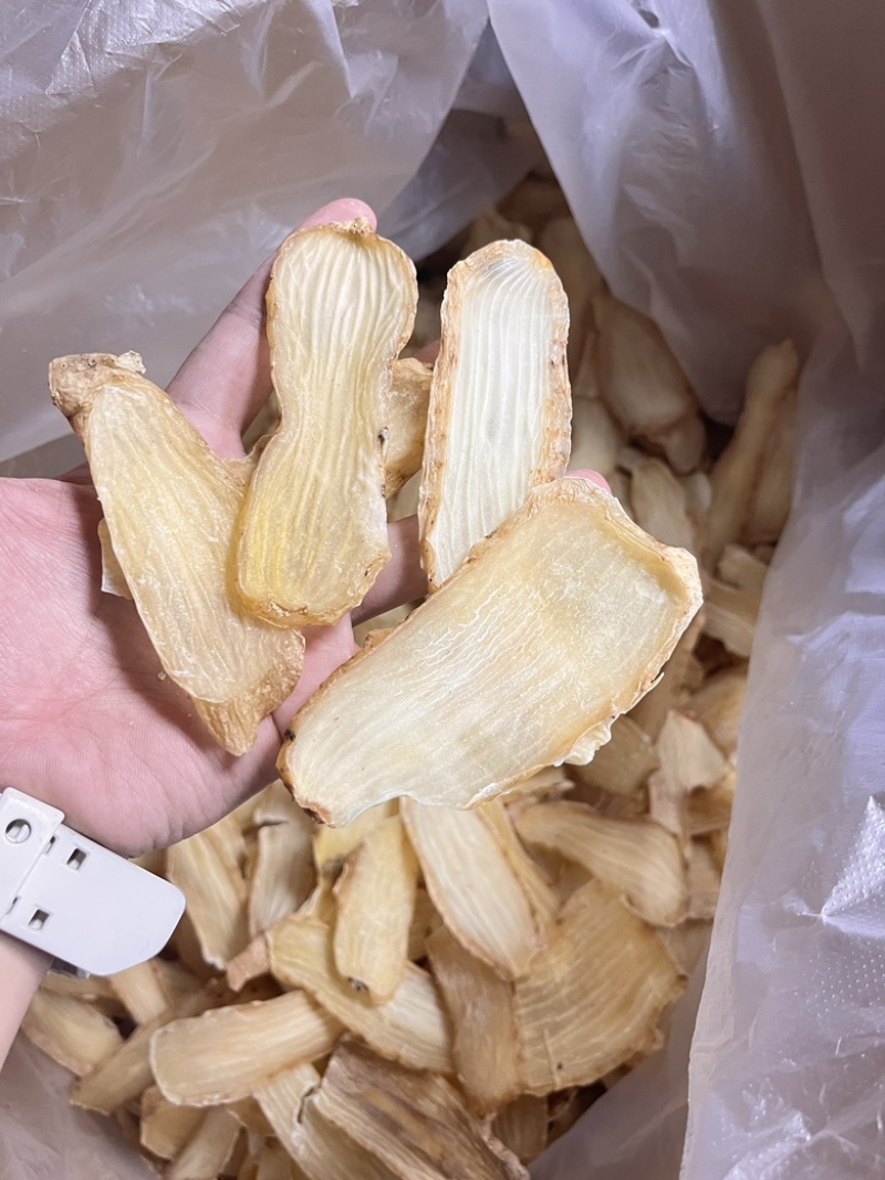 云南昭通天麻片天麻大片精选天麻大片干片昭通