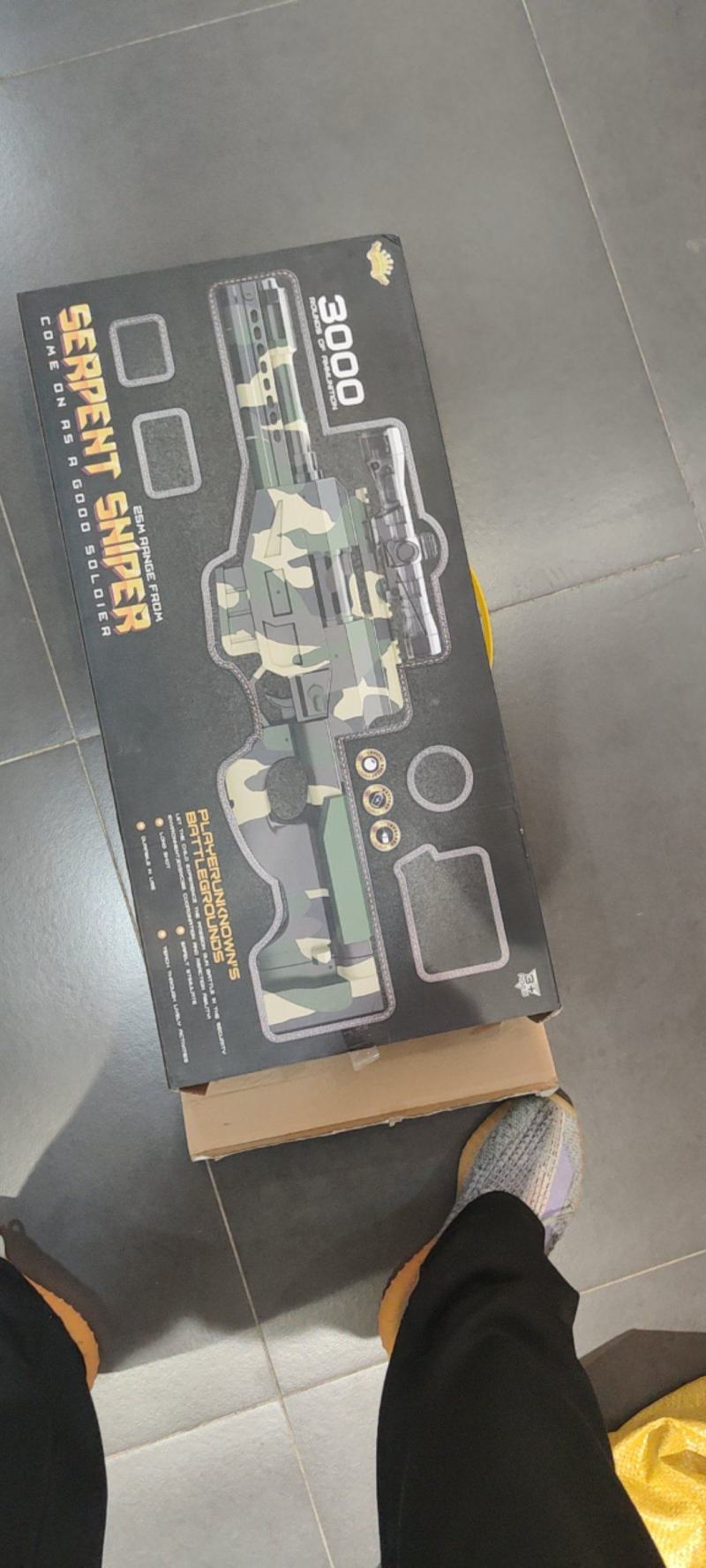 大件儿童玩具。