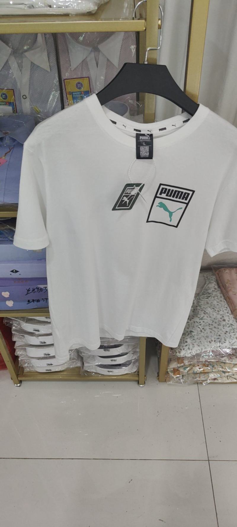 品牌三标短袖。