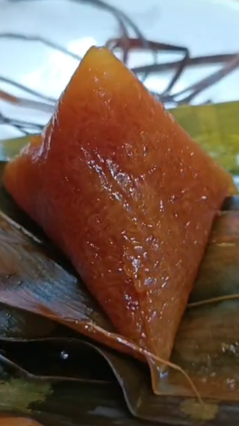 阳江裹粽咸肉糯米粽蛋黄腩肉粽正宗阳江广式腊肠风味粽