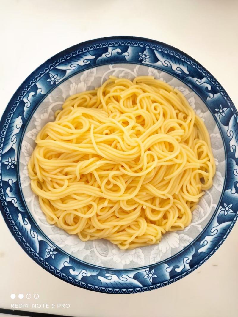 厂家直销玉米面条，货源充足！优质玉米！支持全国发货！
