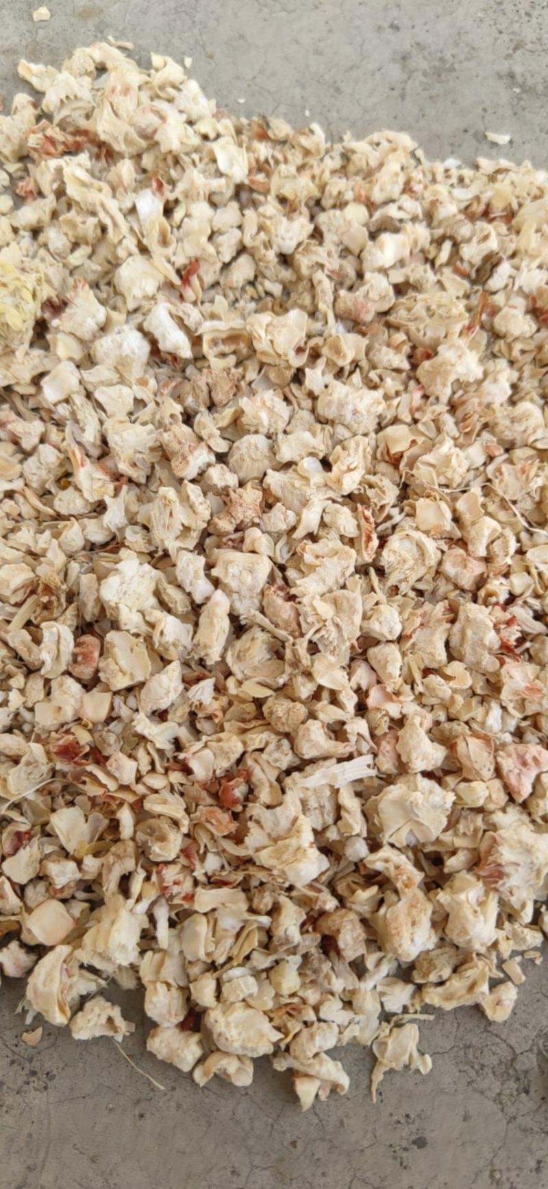 厂家直供精细加工玉米芯玉米棒破碎蘑菇种植有机肥质量保证