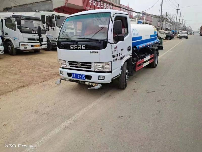 2019年5月蓝牌5立方洒水车，全柴115马力