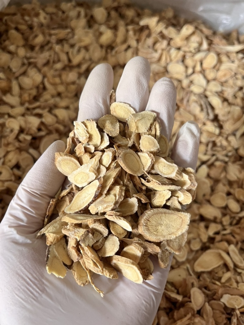 黄芪过筛货干净无杂碎保质保量色泽靓丽优选产品