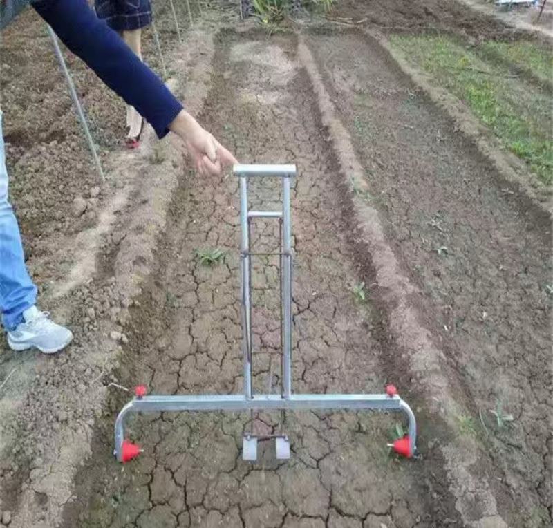 地膜覆盖机手拉盖膜机机器农田大棚盖膜神器农具