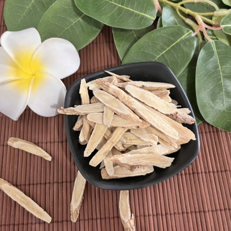 甘肃岷县黄芪柳叶片质量保证让你尝到纯正的黄芪