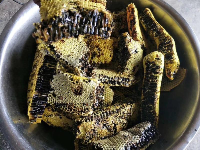 黑蜂蜜，云南高海拔米团花黑蜂蜜，药用价值高产地一手货源