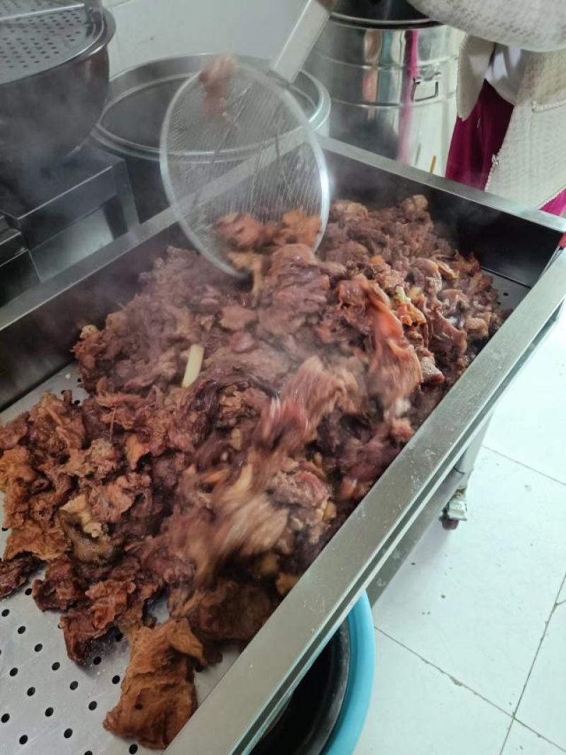 [热销中]牛肉筋(筋头巴脑)大量上市啦欢迎各位老板选购