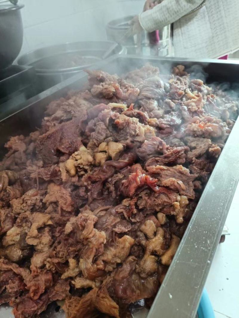 [热销中]牛肉筋(筋头巴脑)大量上市啦欢迎各位老板选购