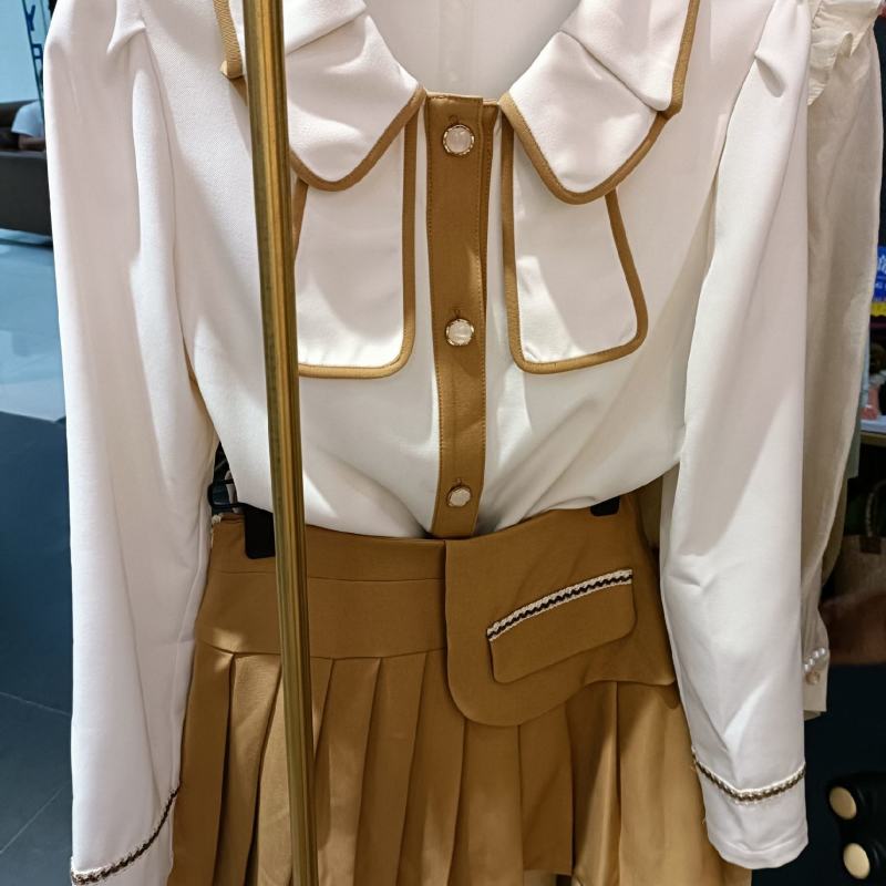 四季精品女装