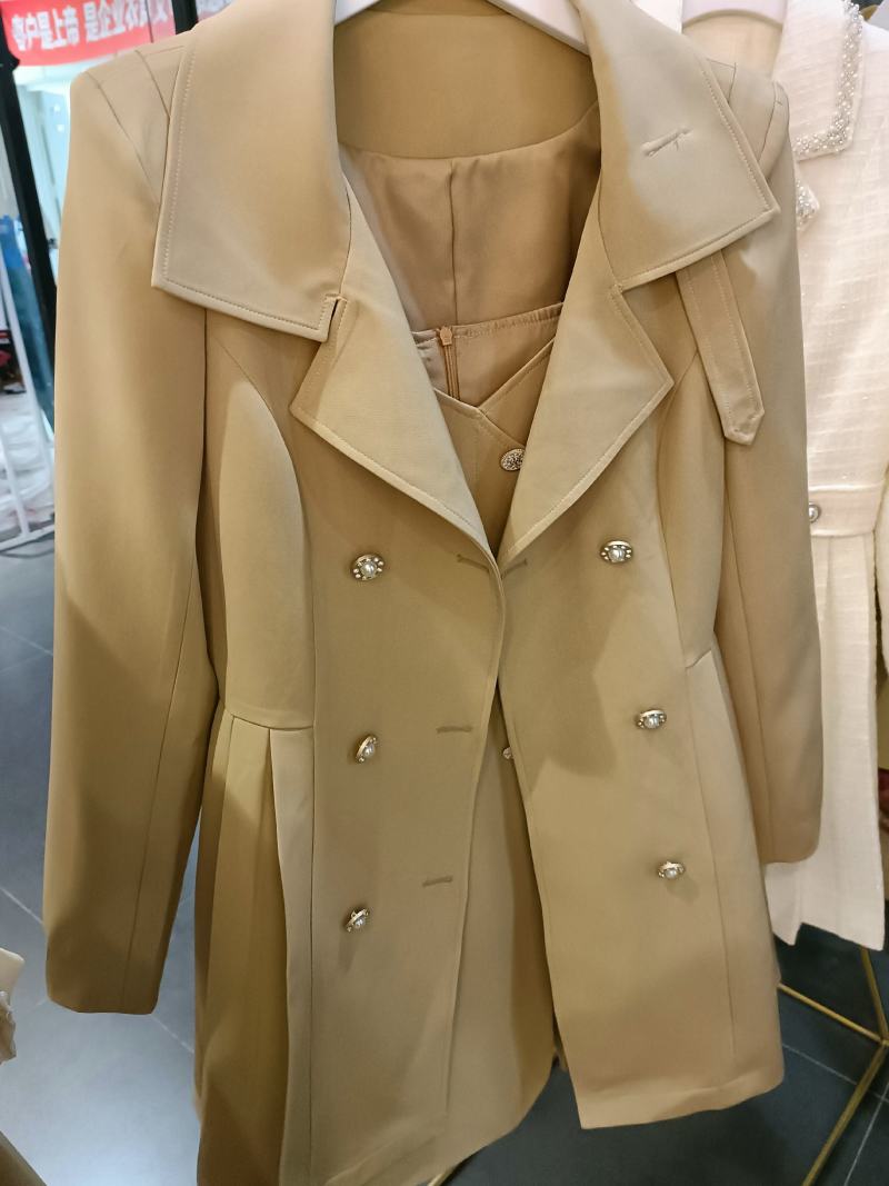 四季精品女装