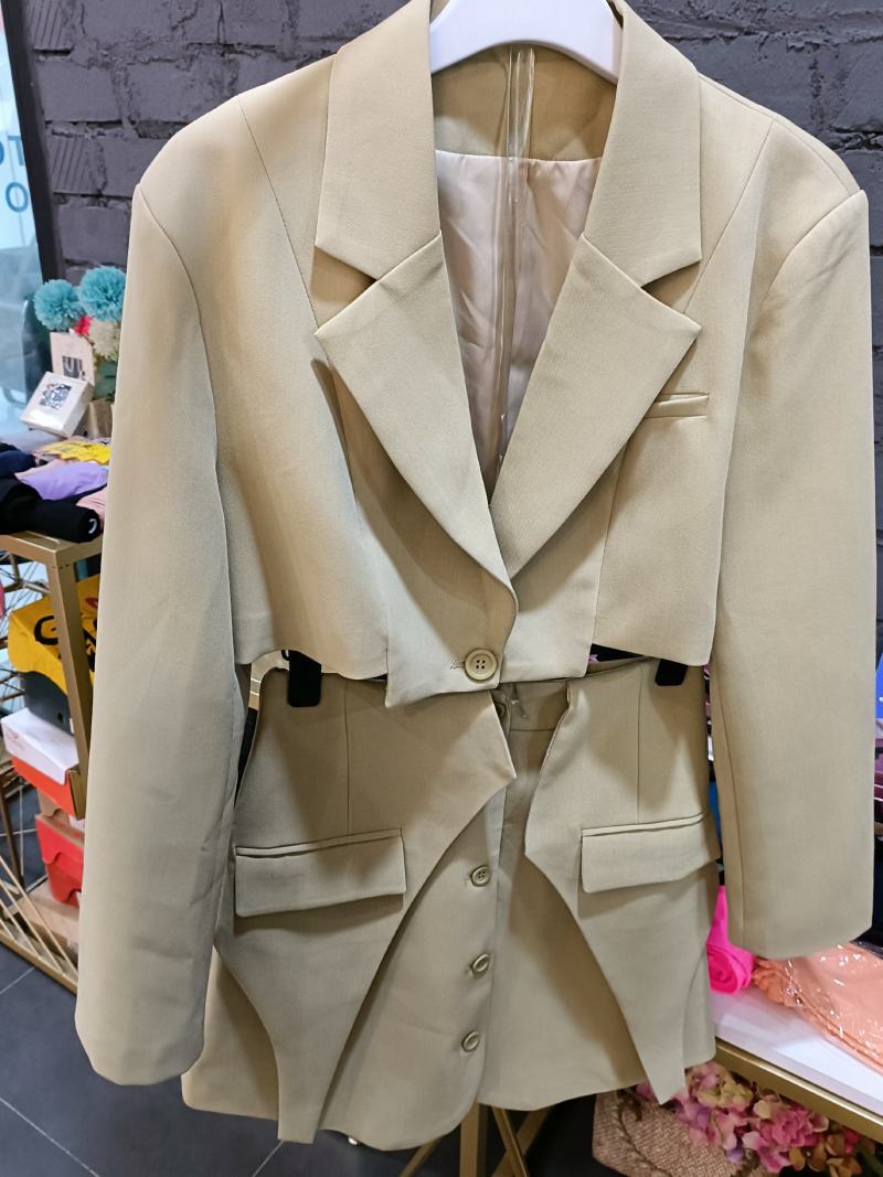 四季精品女装
