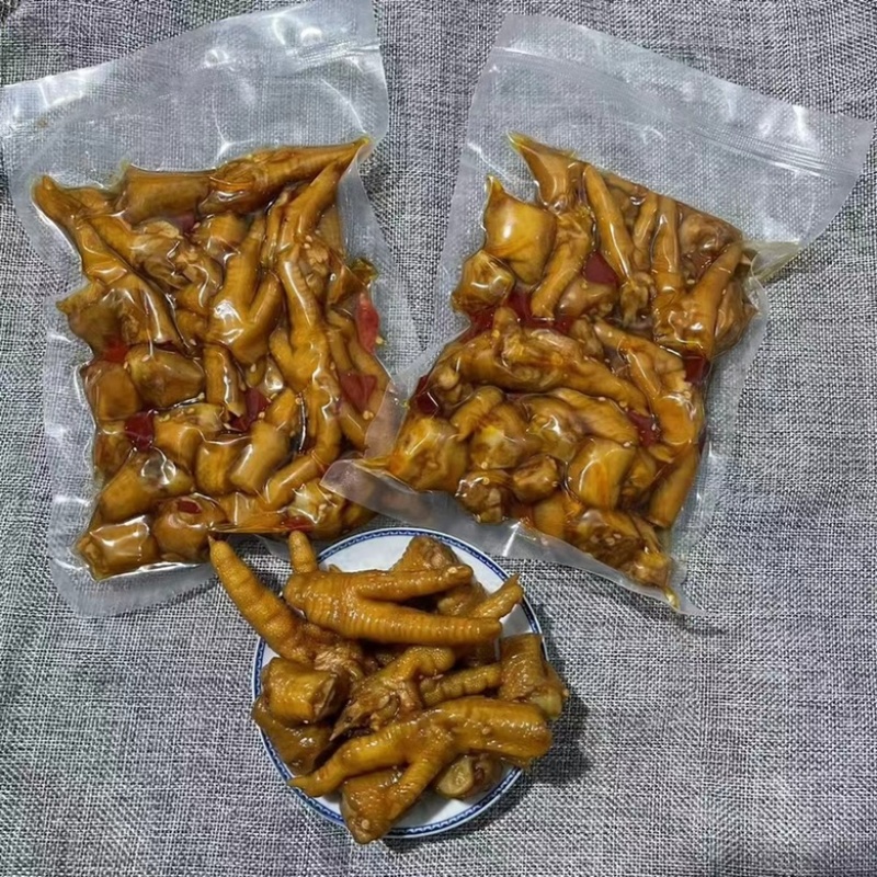 特色美食麻辣鸡翅鸡拐鸡爪凤爪冷吃鸡尖舌尖美味