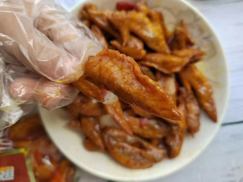 特色美食麻辣鸡翅鸡拐鸡爪凤爪冷吃鸡尖舌尖美味