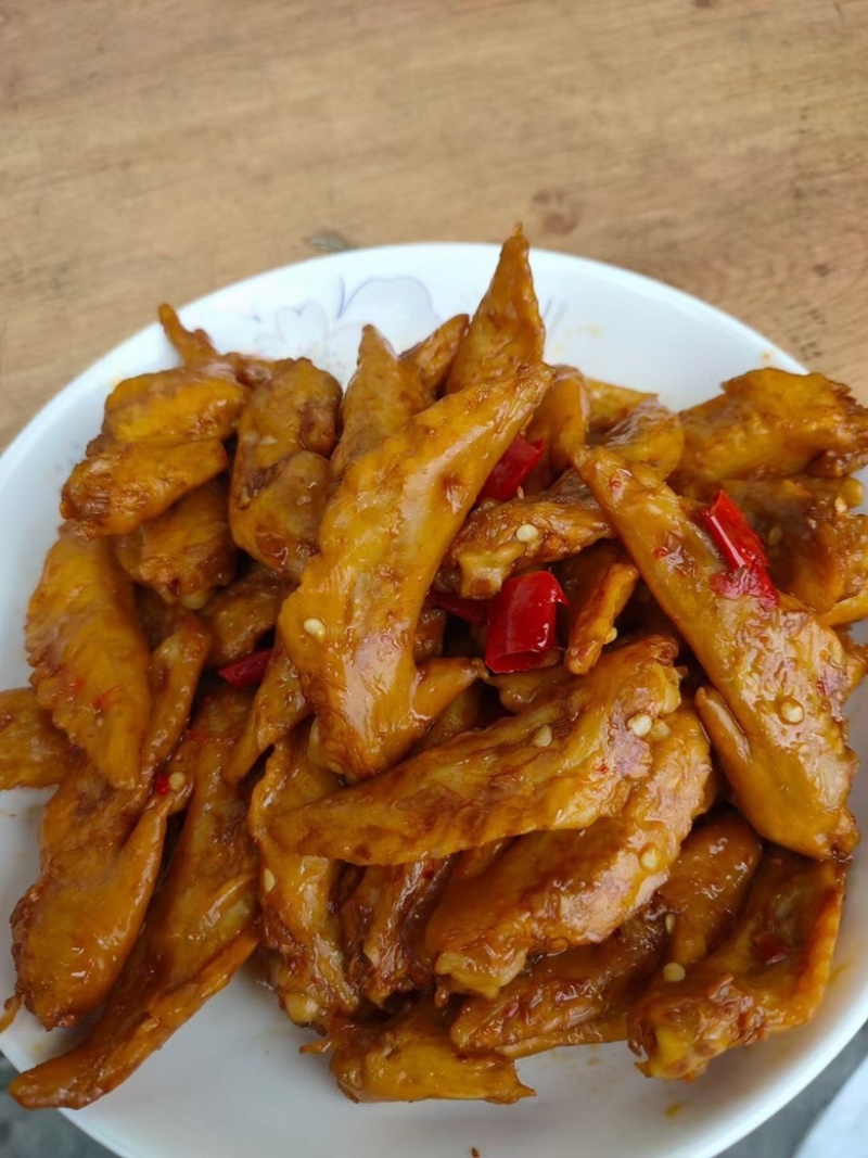 特色美食麻辣鸡翅鸡拐鸡爪凤爪冷吃鸡尖舌尖美味