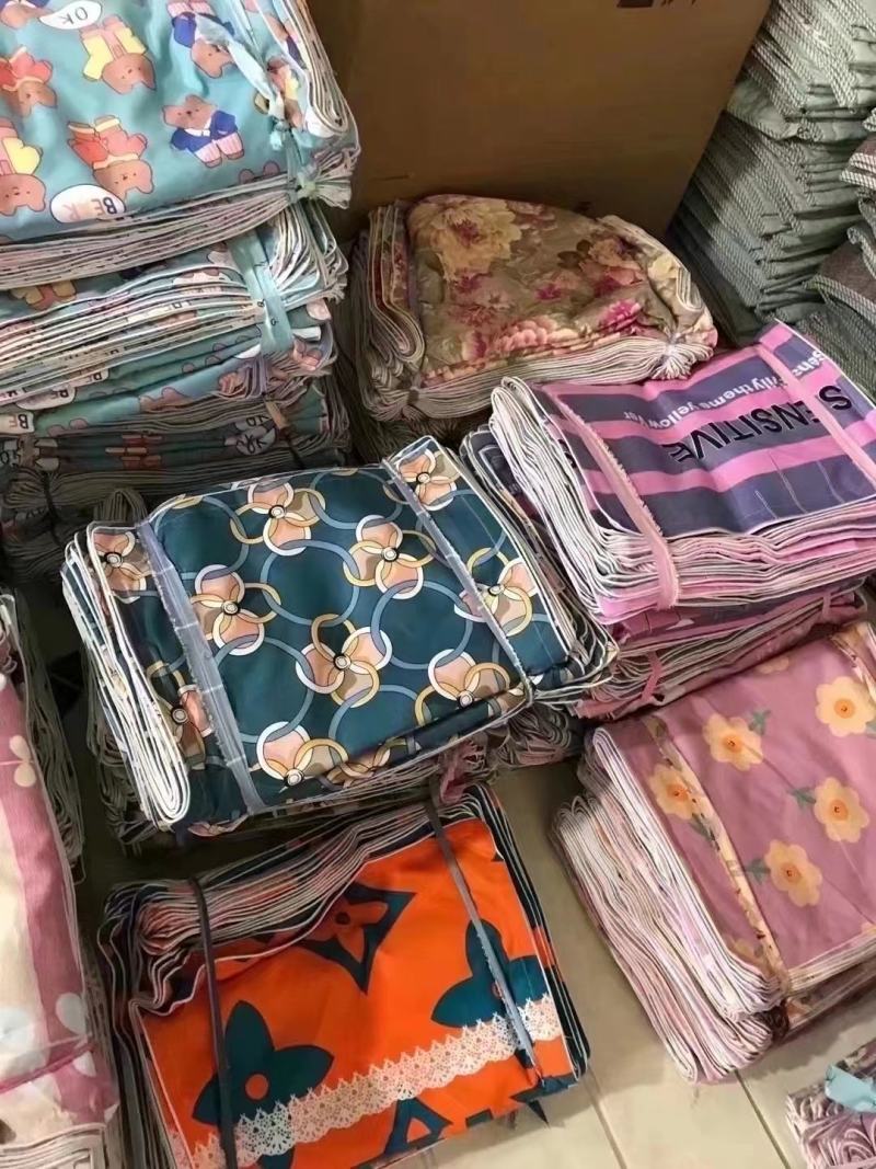 枕套地摊枕套跑江湖摆摊热销十元模枕套批发包边枕头套