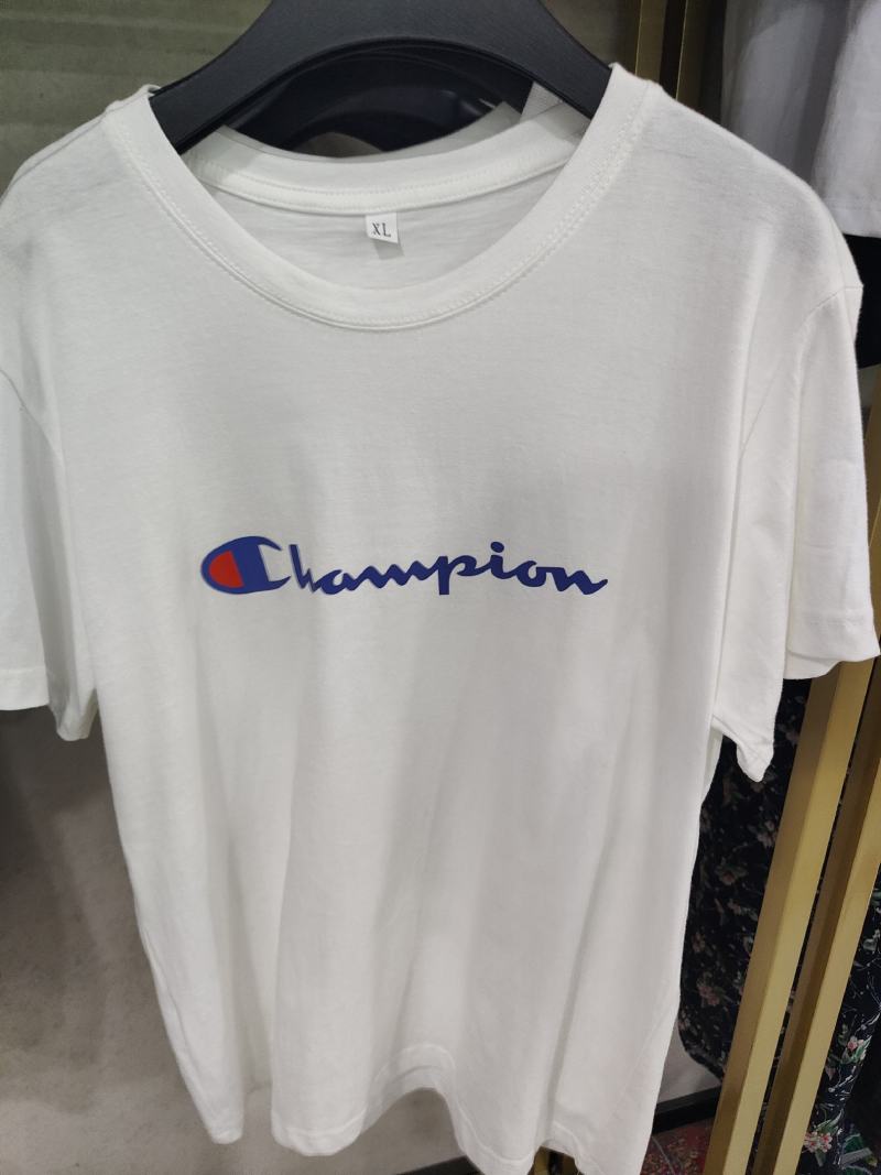潮牌精品体恤