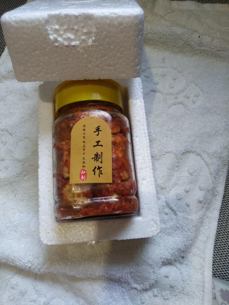 湖南衡阳土特产豆腐乳臭豆腐麻辣鲜香软糯可口咸淡适中！