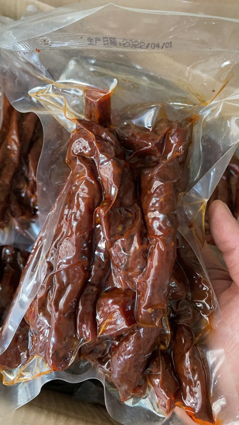 手撕肉酱香肉麻辣里脊条五香手撕大块肉牛肉味手撕肉