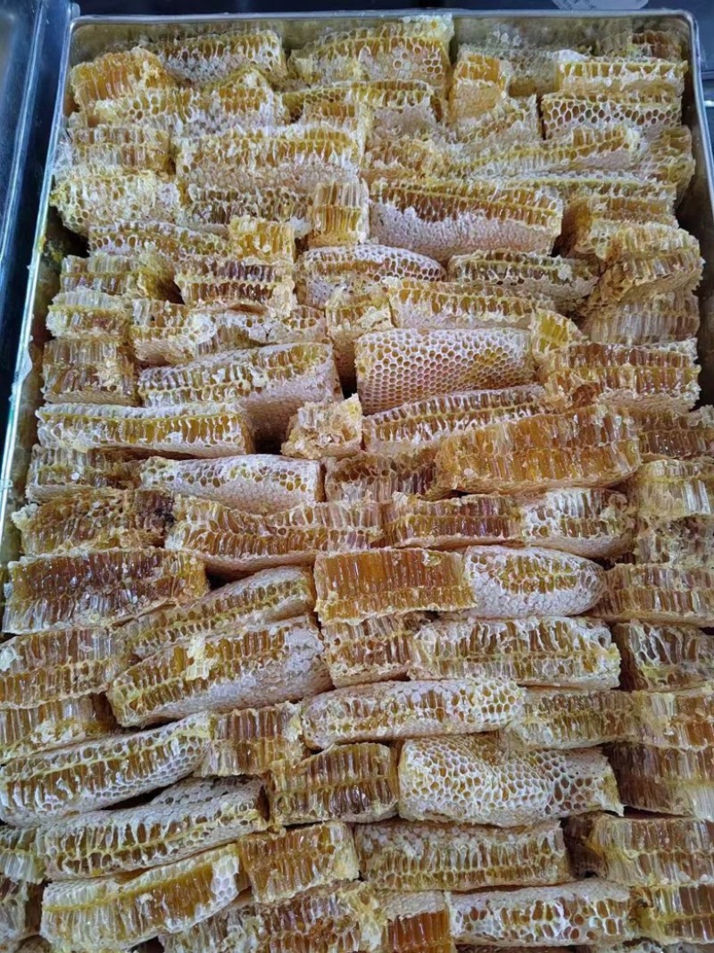 蜂巢蜜土蜂蜜农家自产蜂窝蜜菜花蜜蜂蜜批发