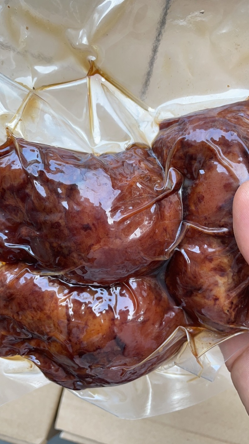 卤香腱子肉鼠腱肉酱香肉麻辣五香卤肉大块肉批发