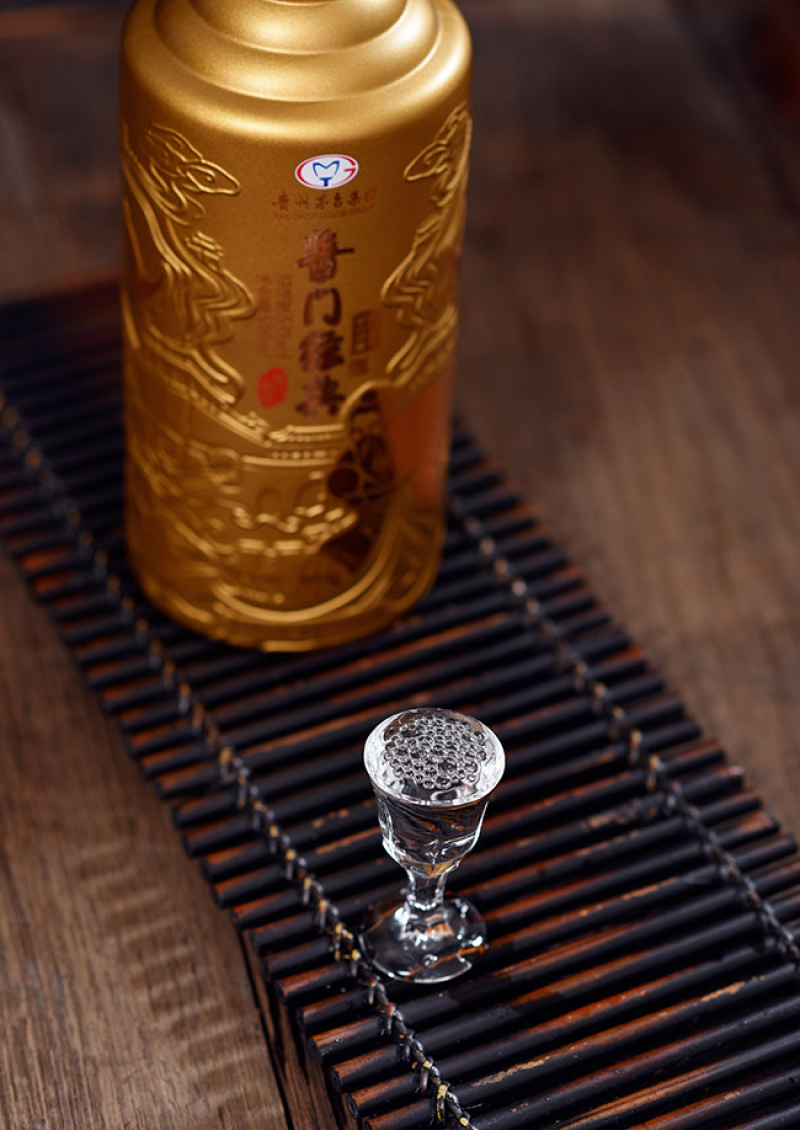 酱门经典是茅台镇茅台集团公司产品！！！！