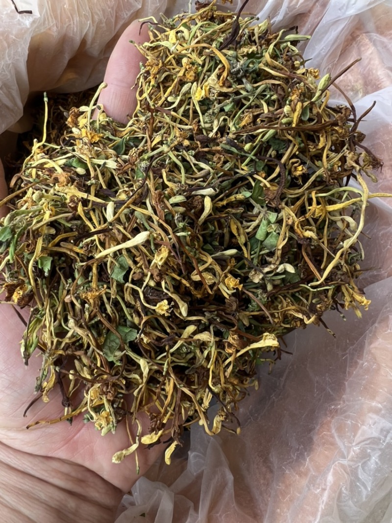 野生金银花太阳生晒花无硫磺，香味浓郁不野生包退