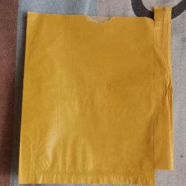 15x17黄蜡纸加白蜡纸带刀把带铁丝的梨子专用套袋。