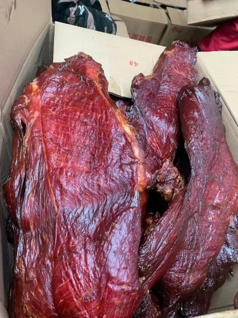 麻辣大块肉里脊大块肉长条大刀肉阿坝州牦牛肉味批发