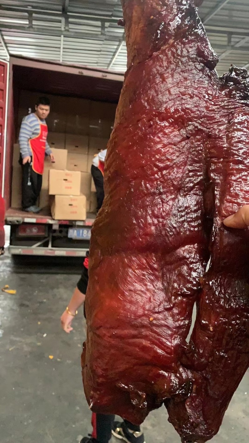 麻辣大块肉里脊大块肉长条大刀肉阿坝州牦牛肉味批发