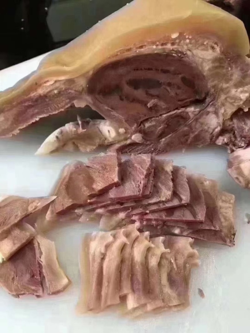 全熟原味牛头带带大小脸保证质量，适合餐饮，烤牛头，商超！
