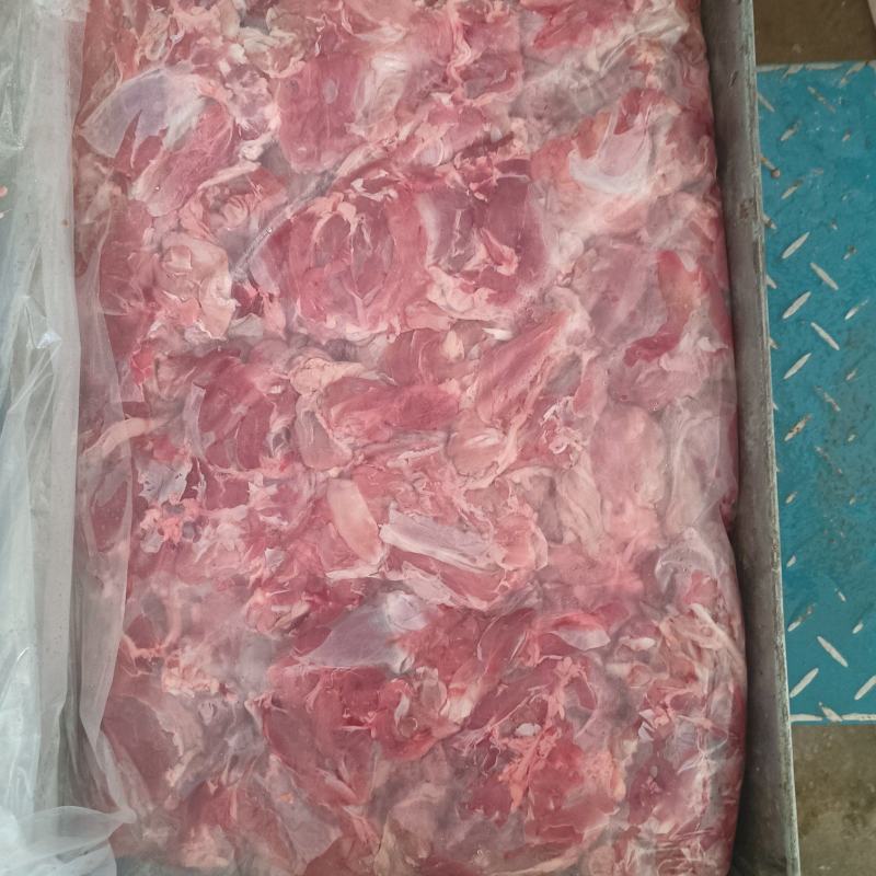 羊板肉纯干不调理。全国发货常年大量供应，羔羊腿肉