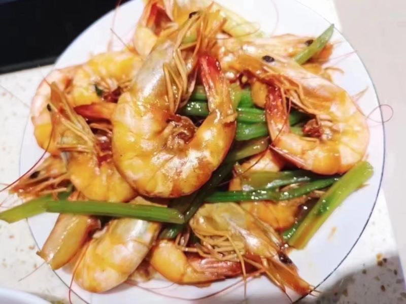 天然深海明虾，当晚捕捞上岸速冻锁鲜，肉质紧实，鲜美，