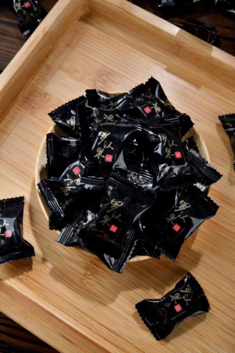 陈国佬罗汉果糖清凉糖薄荷糖梨膏糖工厂直销批发