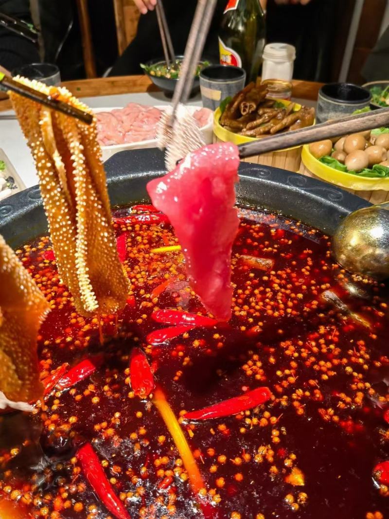 重庆火锅袋装鱼籽红油，楠火锅，刘一手合作厂家