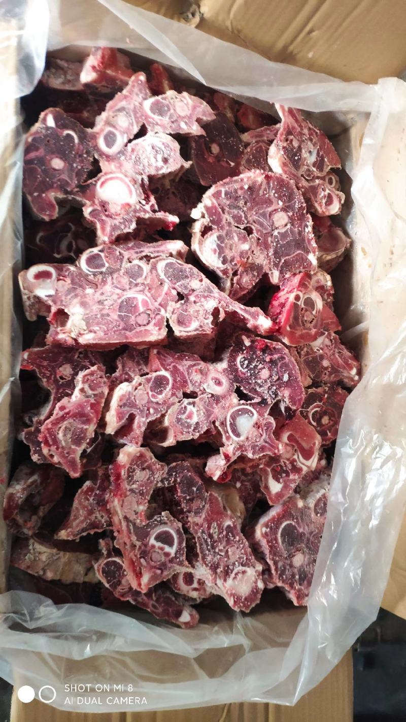 乳牛脊骨牛蝎子自助餐，含肉多货源充足质量保证
