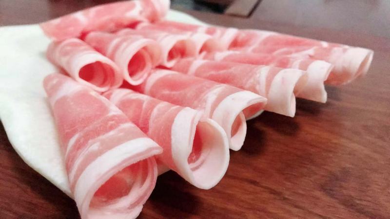 高钙羊肉砖，羔羊肉卷，品质不错，价位不高，量大从优