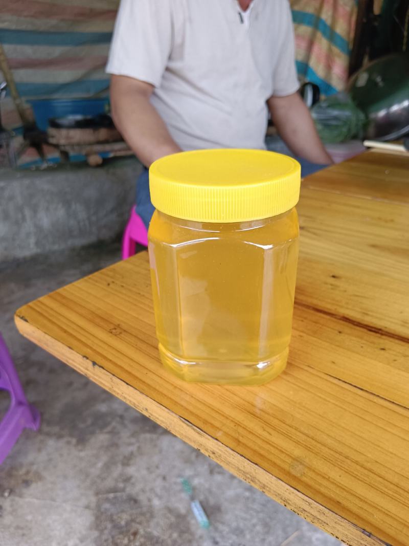 纯正广西荔枝花蜂蜜