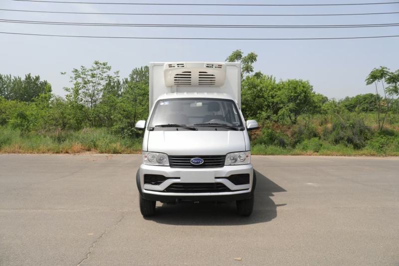 3.2米小型冷藏车
