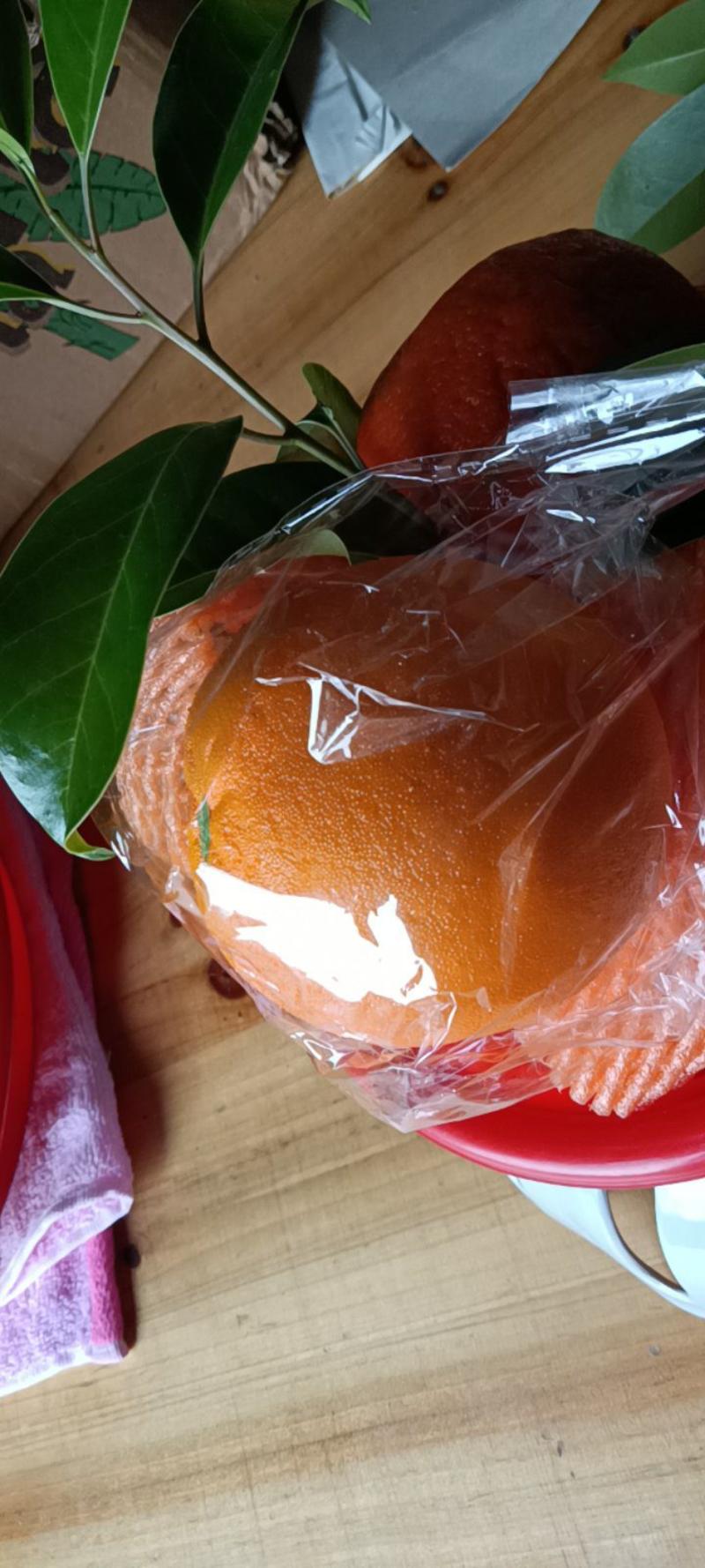 农民自种的来自湖南麻阳冰糖橙，新鲜9.5一10斤为—件包